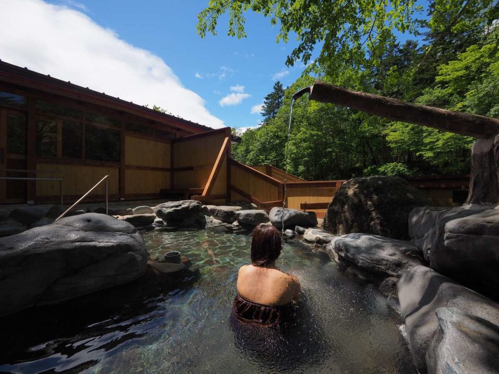 芽登温泉ホテル