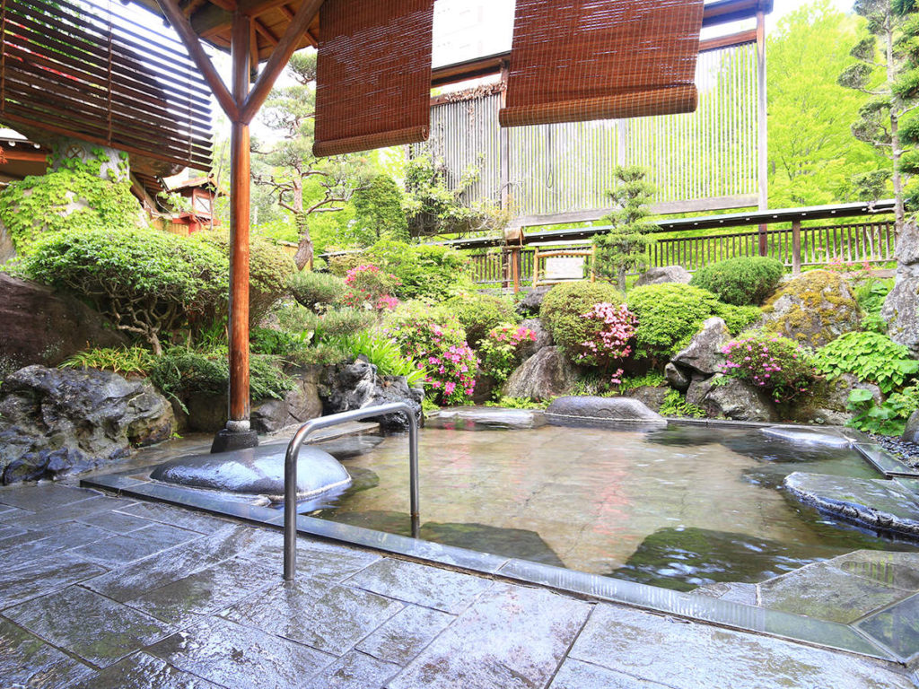 鹿教湯温泉「いづみや旅館」