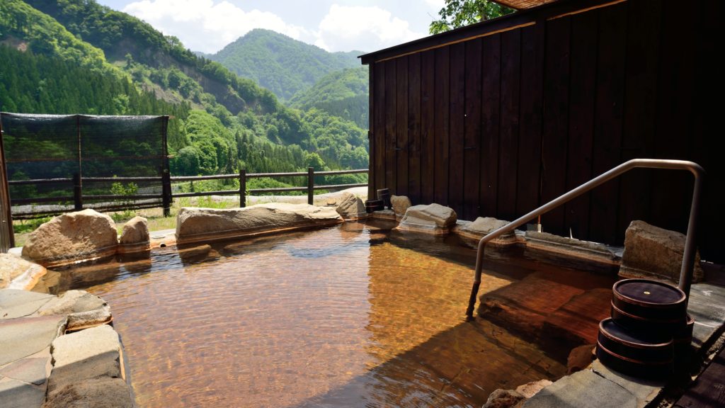 小谷温泉 「奥の湯 雨飾荘」