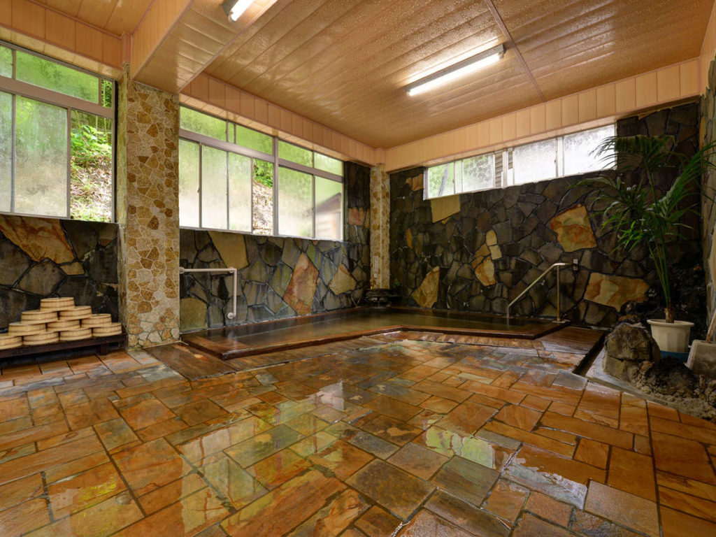 沢渡温泉 若山牧水ゆかりの宿 龍鳴館