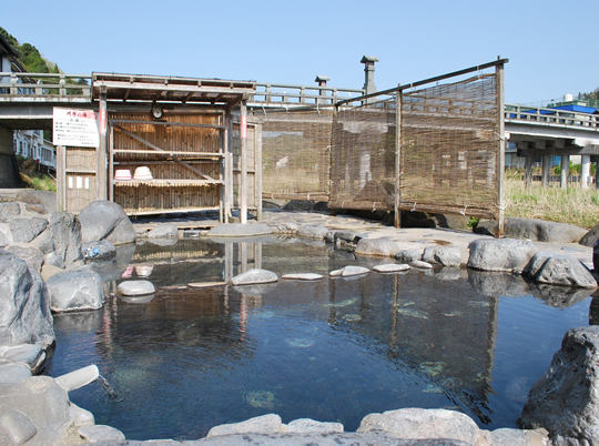 三朝温泉