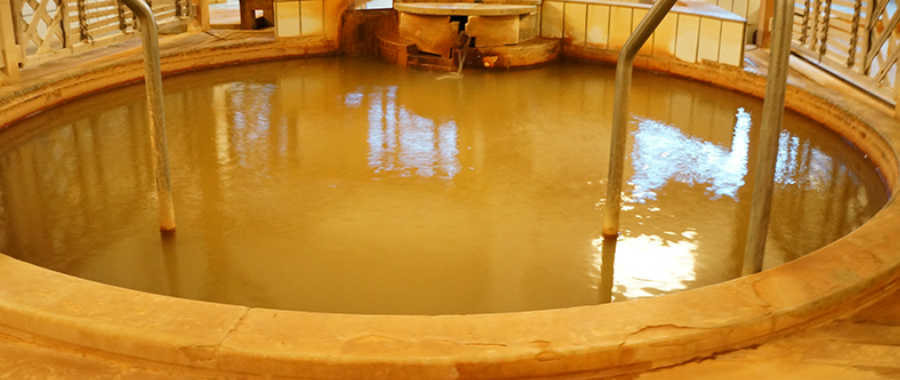 増冨温泉「増冨の湯」HPより引用。